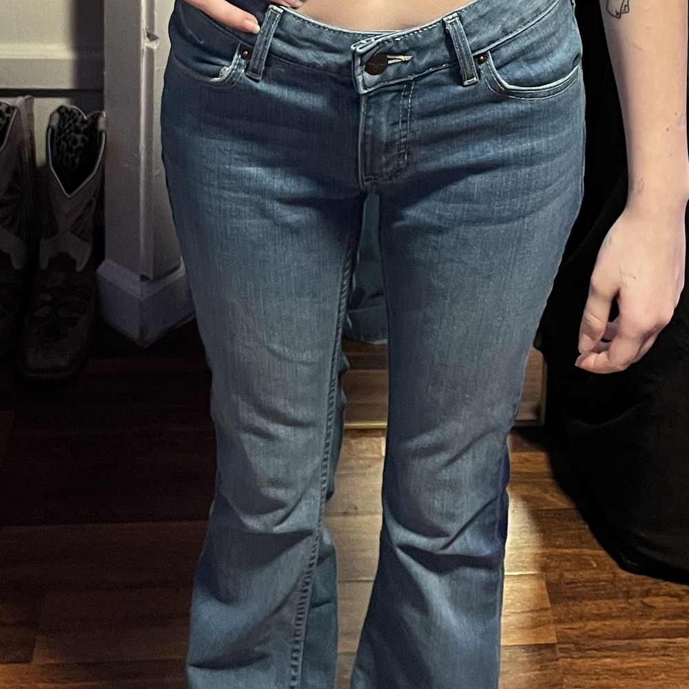 Kimes Ranch lola Soho Western Midrise Flare Jeans Oo/32 NWOT